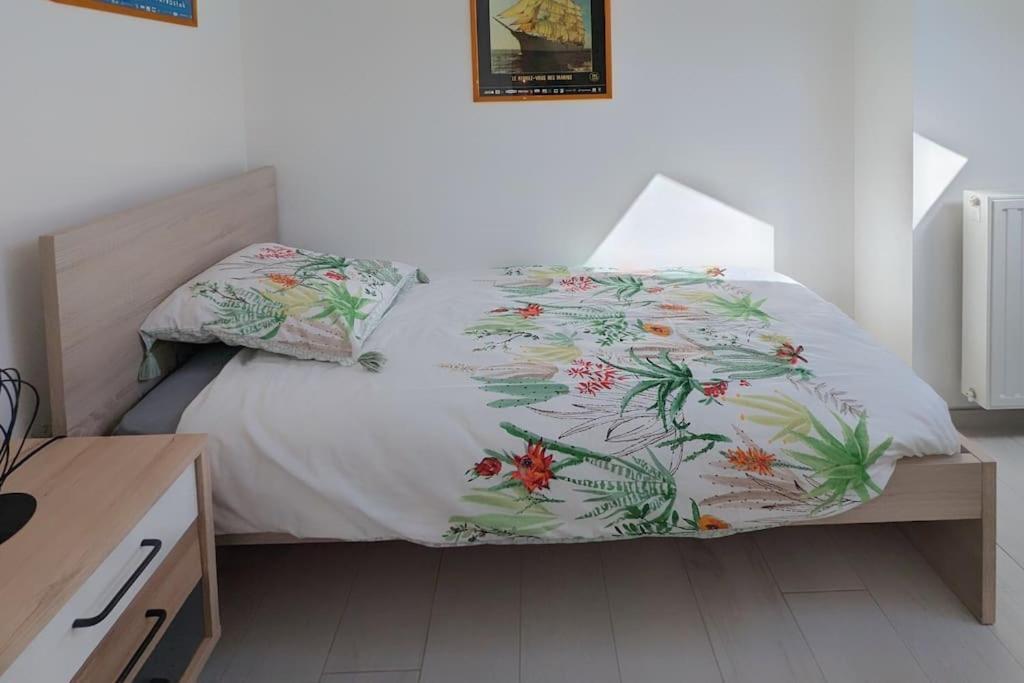 Appartement Pour 3 Personnes Sur La Plage Les Pieds Dans Leau Plonévez-Porzay Zewnętrze zdjęcie